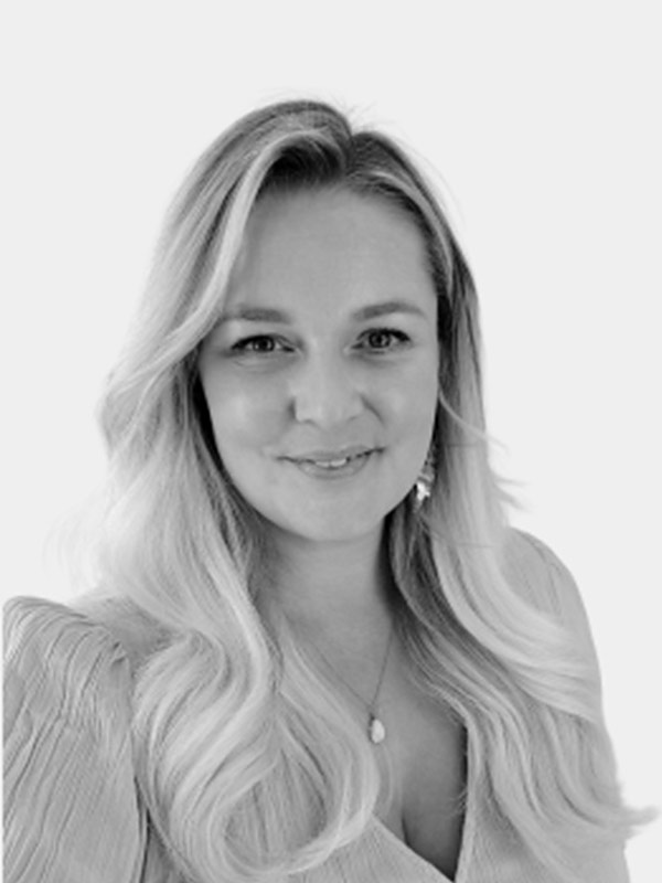 Yvonne Schönau Yvonne Schönau